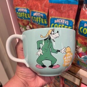 2025 Disney Parks Goofy It's a Brew Tiful Day! Coffe Mug NEW